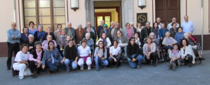 La Residència Sant Roc de Gironella visita nuestra hilatura.